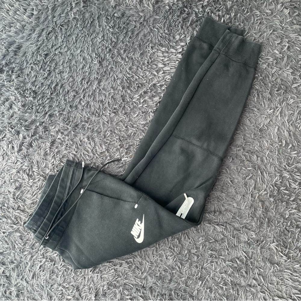 Men Size Medium Nike Tech Sweatpants Joggers Black White 931828-011